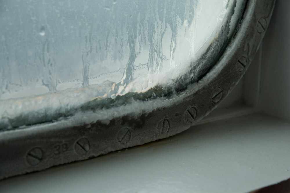The windows were freezing on the inside -14C