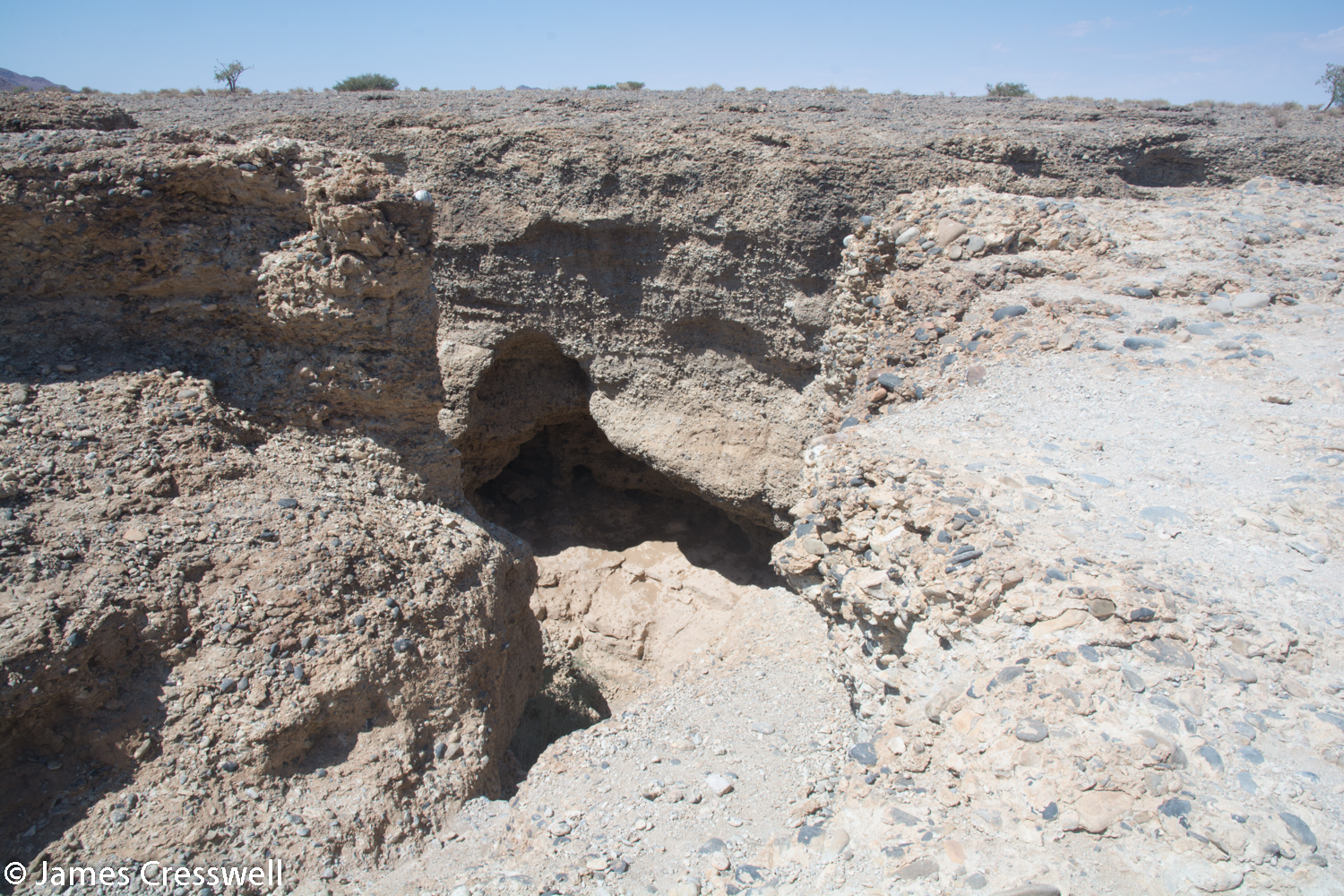 Sesriem gorge where the Tsauchab river in the Pleistocene cut down through Miocene river sediments.
