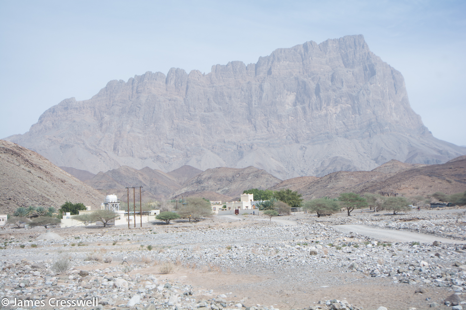 Jebel Misht: a submarine volcano and atol, part of the Hawasina nappe
