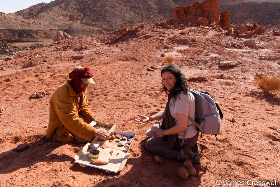 Examining the finds of Kem Kem fossil miners